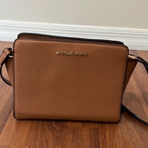 Brown Michael Kors Bag Clutch Shoulder Bag